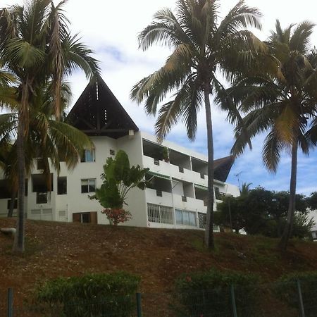 A Deux Pas De L'Ocean Apartment Saint-Gilles Les Bains Exterior photo